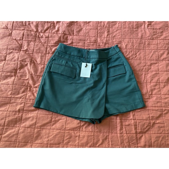 BNWT Women's Asymmetric Mable Olive Skort Size Small‎ - Picture 1 of 8